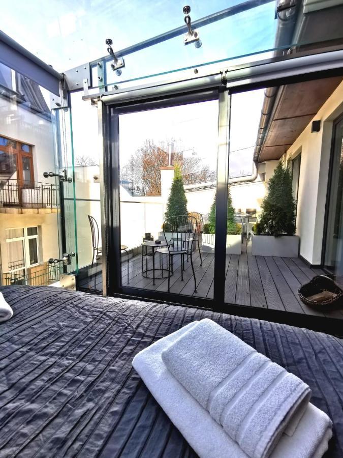 Main Square Studio With Terrace & Air Condition Krakau Exterior foto